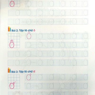 Tủ Sách Bé Vào Lớp 1 - Bé Tập Tô (Tập 1)(Tái Bản)