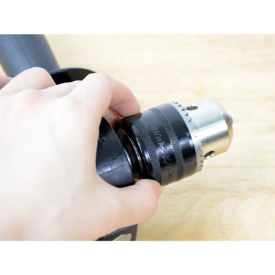 Máy Khoan Điện Cầm Tay Đầu 16mm ABG HP1630- Khoan Có Chế Độ Búa Công Suất 710W Ứng Dụng Khoan Bê Tông, Tường, Gỗ Trong Sản Xuất Và Đời Sống – Hàng Chính Hãng