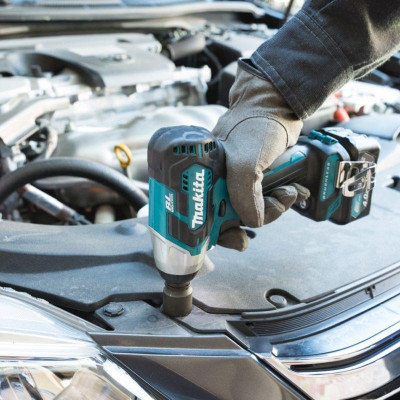 MÁY SIẾT BULONG DÙNG PIN 12VMAX X 1.5AH MAKITA TW160DSYE (01 SẠC NHANH 02 PIN 12V/ 1.5 AH) - HÀNG CHÍNH HÃNG