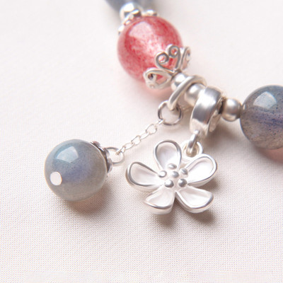 Vòng tay đá xà cừ phối charm hoa bạc mệnh thủy, kim - Ngọc Quý Gemstones