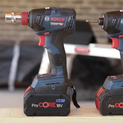 MÁY VẶN ỐC VÍT DÙNG PIN 18V (200NM) BOSCH GDR 18V-200C - HÀNG CHÍNH HÃNG