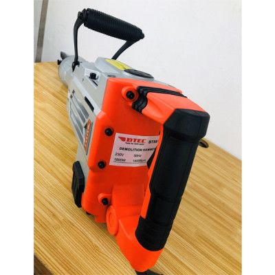 MÁY ĐỤC BÊ TÔNG 30 LY BTEC BT8811 (1800W)- HÀNG CHÍNH HÃNG