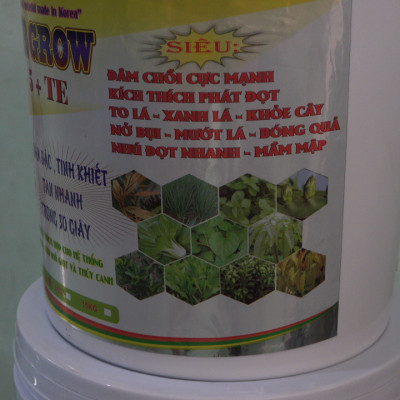 PHÂN BÓN TƯỚI PHUN , TƯỚI NHỎ GIỌT, RẢI GỐC - XÔ 15KG PHÂN BÓN TĂNG TRƯỞNG NPK 30-14-5 TE , LỚN LÁ , TO LÁ, LỚN TRÁI , DÀI THÂN  , MẬP THÂN , MẬP NỤ