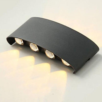 Đèn tường UVONK kiểu dáng hiện đại, tinh tế.