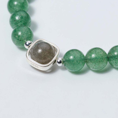 Vòng tay đá thạch anh dâu xanh phối đá xà cừ - Ngọc Quý Gemstones