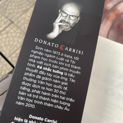 KẺ NHẮC TUỒNG – Donato Carrisi – Hoàng Anh dịch – NXB Phụ Nữ Việt Nam (bìa mềm)
