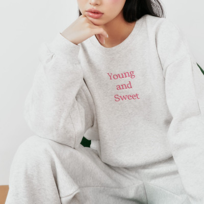 DOTTIE - Áo Sweater thêu chữ - Xám - T0841