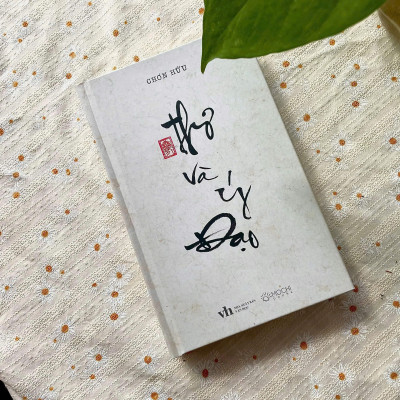 COMBO Sách: Minh triết mỗi ngày + Thơ và Ý Đạo