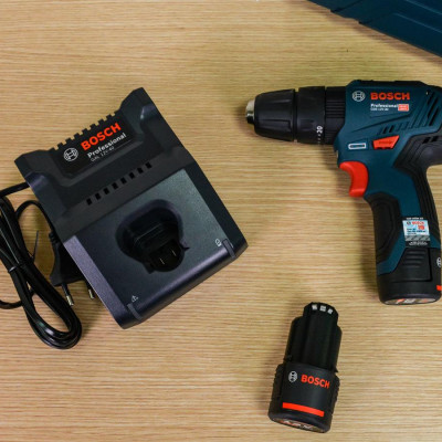 MÁY KHOAN BÚA DÙNG PIN 12V (30/18 N.M) BOSCH GSB 12V-30 - HÀNG CHÍNH HÃNG