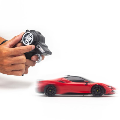 Xe điều khiển Ferrari SF90 Stradale 1:24 Maisto 82334