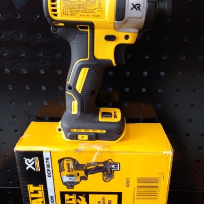 THÂN MÁY VẶN VÍT DÙNG PIN 18V DEWALT DCF887N-KR- HÀNG CHÍNH HÃNG