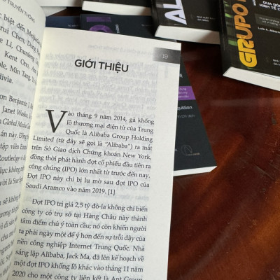 COMBO 10 CUỐN NHỮNG GÃ KHỔNG LỒ TRUYỀN THÔNG QUA GÓC NHÌN KINH TẾ CHÍNH TRỊ - Lyceum - NXB Đà Nẵng