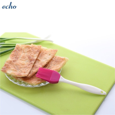 Cọ quét dầu ăn (Giao màu ngẫu nhiên)