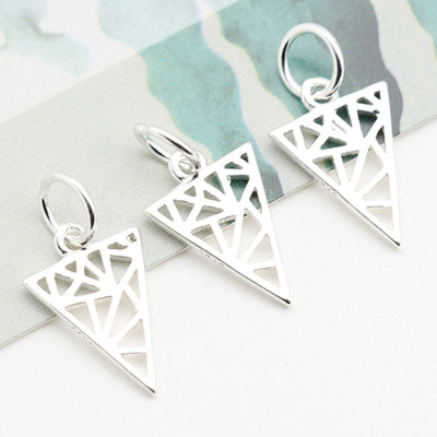 Combo 4 cái charm bạc hình tam giác họa tiết hoa văn treo - Ngọc Quý Gemstones