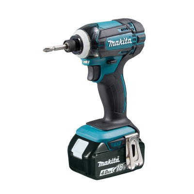 MÁY VẶN VÍT DÙNG PIN (18V) 165 N·M MAKITA DTD149RME (02 PIN LION 18V/4.0AH. – 01 ĐẾ SẠC PIN 18V NHANH.) - HÀNG CHÍNH HÃNG