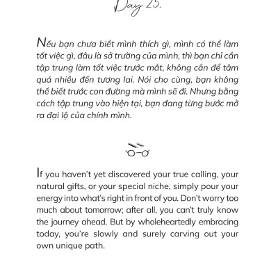 Sách A Diary Of Silent Effort – Tôi Thích Dáng Vẻ Nỗ Lực Của Chính Mình - LiLy Trương – Phiên Bản Song Ngữ Việt Anh