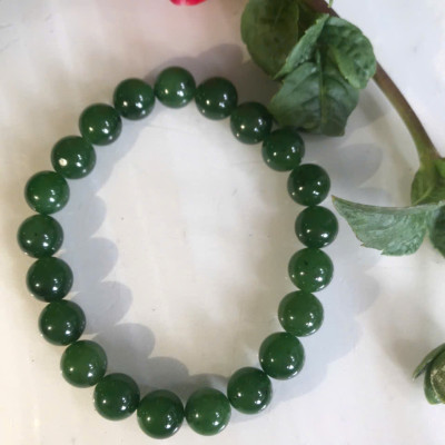 Vòng Đeo Tay chuỗi đá Ngọc Phật Xanh Ngọc bích bóng đẹp size hạt 9,5mm xinh lắm món quà tặng Mẹ , tặng vợ , tặng người thân ý nghĩa ạ 