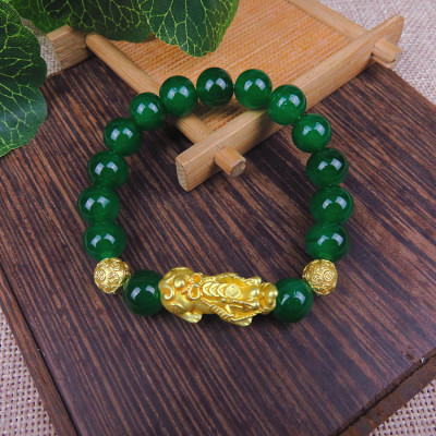 Combo Vòng Đeo Tay phong thủy đá núi lửa, đính Tì Hưu mạ Vàng 24K, Kèm hộp đựng lót lụa vàng.