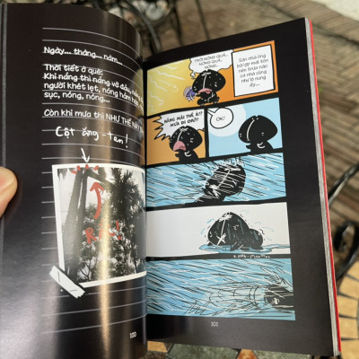 (Combo 7 quyển Mèo Mốc) MÈO MỐC 2 - CHUYỆN ĐÈN ĐỎ VÀ CÁI LỖ ĐEN VŨ TRỤ - MÈO MỐC - HÃY NGẮMÀU XÁM - MÈO MỐC & THẾ GIỚI DIỆU KỲ MÀU XÁM - MÈO MỐC: Ơ, SINH NHẬT RỒI NÀY? (tái bản 2021)