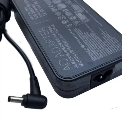 Sạc dành cho Laptop ASUS Zenbook Pro 15 A17-150P1A 4.5*3.0mm Adapter hàng nhập khẩu.