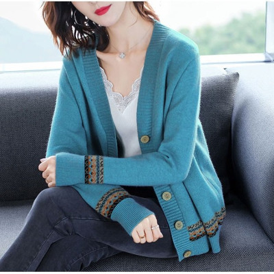 Áo khoác len nữ, áo cardigan len có cúc đóng len mềm mịn AK36
