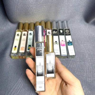 Tinh dầu nước hoa unisex dạng xịt 10ml Pa.co Ra.ban.ne Strong Me