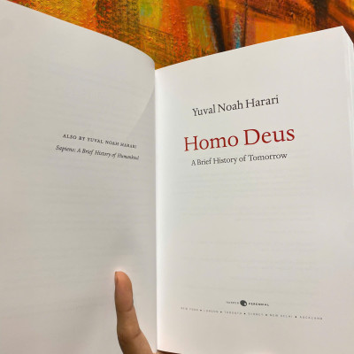 Sách - Homo Deus: A Brief History of Tomorrow (Full Colour Illustrations) by Yuval Noah Harari/Best History/Nhập khẩu US