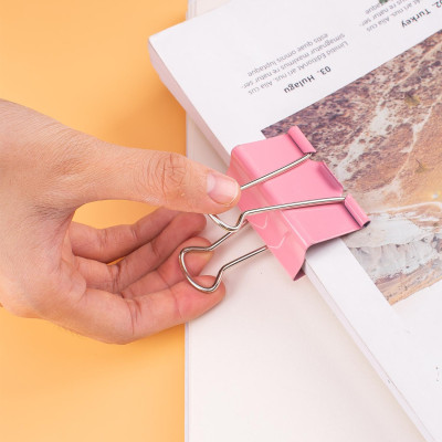 Kẹp Bướm Màu Deli 41mm 8552 