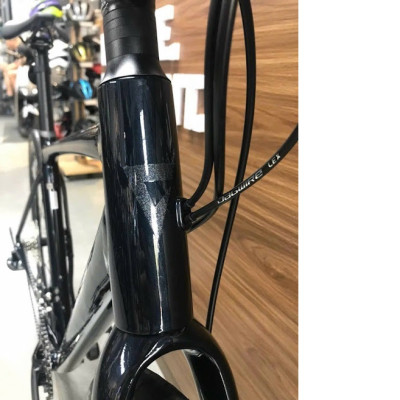 Xe đạp đua đường trường GIANT CONTEND AR 4 2024