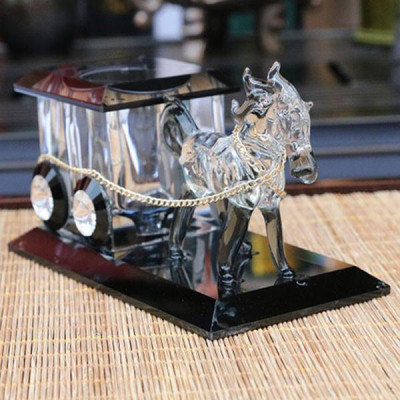 Tượng nước hoa ngựa kéo xe, kèm lọ tinh dầu để xe ô tô