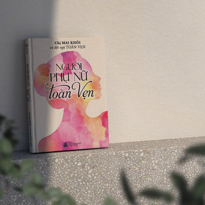 Sách Người Phụ Nữ Toàn Vẹn
