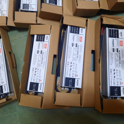 Nguồn LED 24V 10A HLG-240H-24 Meanwell Hàng nhập khẩu