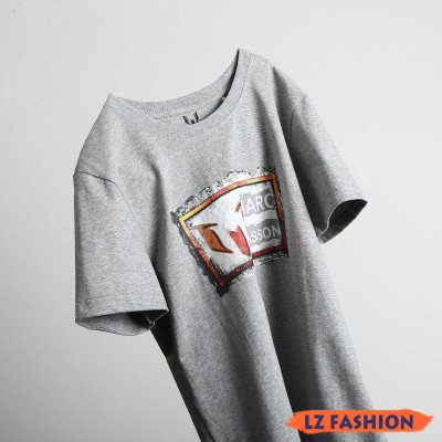 ÁO THUN NAM CỔ TRÒN TAY NGẮN FORM BODY IN HÌNH TRƯỚC NGỰC - LZPS148