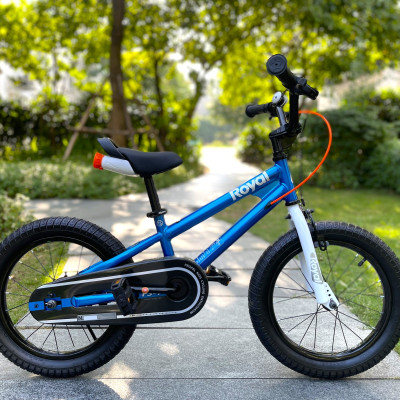 XE ĐẠP TRẺ EM ROYALBABY FREESTYLE FS7 size18 cho 5-9 tuổi( giao mầu ngẫu nhiên)