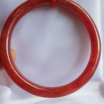 Vòng Cẩm Thạch Đỏ đẹp 58mm x chột 7mm màu đỏ đậm bóng là màu chiến thắng chuẩn hợp nữ mạng hỏa mạng thổ 55kg - 68kg đeo đẹp tay may mắn tốt sức khỏe công việc rực rỡ tài lộc ạ