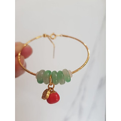 Vòng charm kiểu 5 đồng điếu đá cẩm thạch A Trắng Xanh lý bóng đẹp phối phụ kiện vàng charm trái táo đỏ kiểu may mắn dây vàng kiểu khóa rút đẹp vừa xinh xắn vừa đẹp may mắn tài lộc ạ