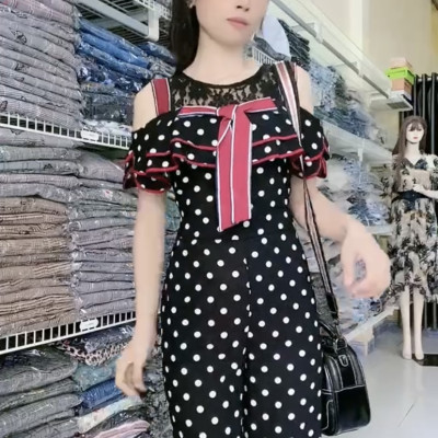 Jum trễ vai chấm bi trẻ trung cá tính Myqlothing.