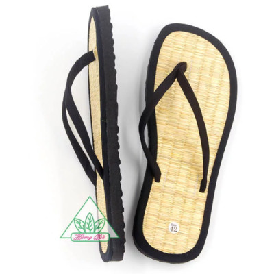 Dép chiếu xỏ ngón Hương Quế DKS-10 làm từ lụa tơ tằm - vải cotton - lớp đế cao su xốp cho đôi chân thơm, mát và khô thoáng