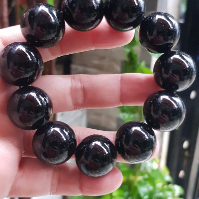 Vòng Tay May Mắn Nam Đá Mã Não Đen Đậm Đẹp size lớn 20mm Vòng chuẩn hợp các Anh mạng Thuỷ , mệnh Mộc ạ