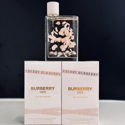 Nước Hoa Nữ Burberry Her Petals Limited Edition 88ml