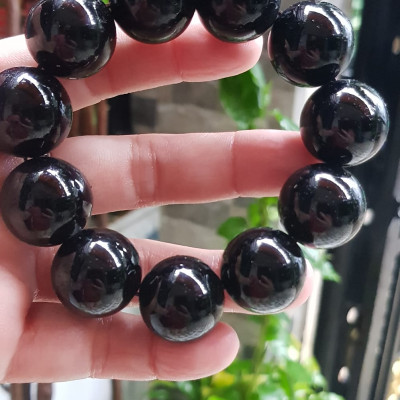 Vòng Tay May Mắn Nam Đá Mã Não Đen Đậm Đẹp size lớn 20mm Vòng chuẩn hợp các Anh mạng Thuỷ , mệnh Mộc ạ
