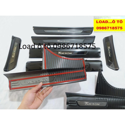 Ốp Bậc Chân, Cốp Sau Carbon Xe Huyndai Tucson 2022-23 Mẫu Vân Carbon Cao Cấp