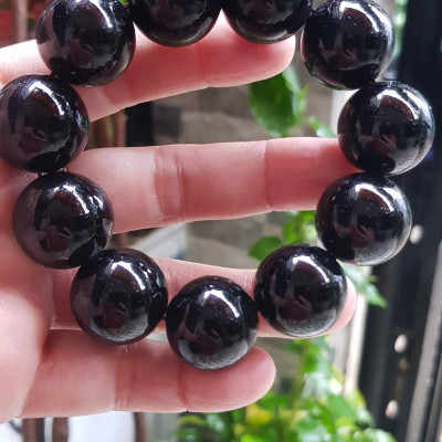 Vòng Tay May Mắn Nam Đá Mã Não Đen Đậm Đẹp size lớn 20mm Vòng chuẩn hợp các Anh mạng Thuỷ , mệnh Mộc ạ