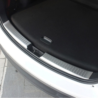 Bộ ốp chống trầy Cốp INOX dành cho xe Mazda CX-5 2018