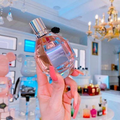 Nước Hoa Nữ Viktor & Rolf Flowerbomb L