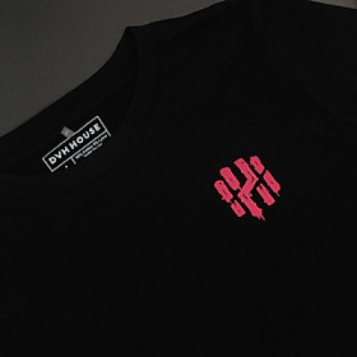 Áo thun unisex cộc tay nam nữ DREAM CHASER - T SHIRT ĐEN TRẮNG by Đoàn Văn Hậu