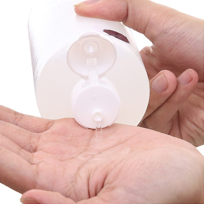 Toner Se Khít Lỗ Chân Lông Chiết Xuất Từ Lá Tía Tô Và Lá Diếp Cá Chinoshio Natural Skin Lotion (Chai 500 mL)