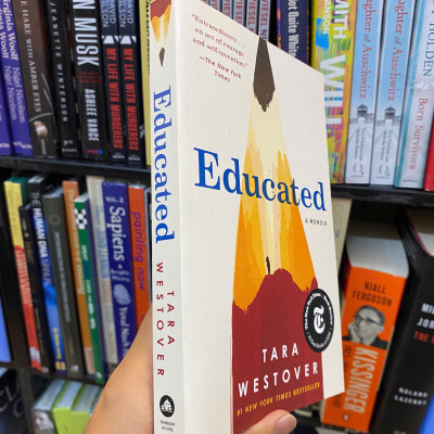 Sách - Educated by Tara Westover | The International Bestseller Biography / Memoir / Ngoại văn
