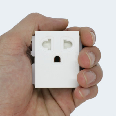 Ổ cắm đơn 3 chấu có màn che