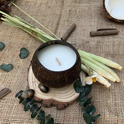 Nến Thơm Gáo Dừa - Cinnamon Spice ( Quế )